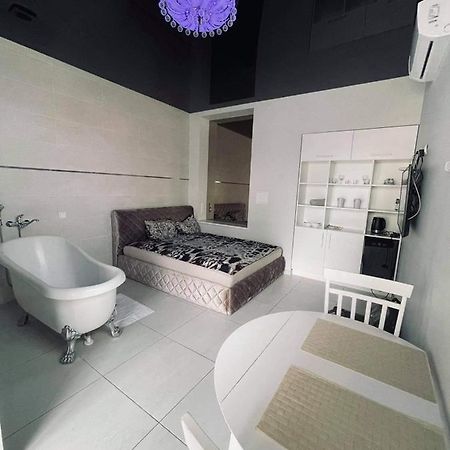 Romeo Vip Apartamentai Panevėžys Buitenkant foto