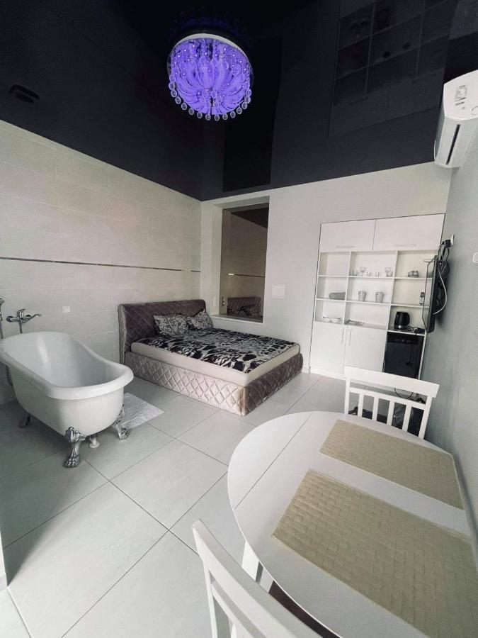Romeo Vip Apartamentai Panevėžys Buitenkant foto